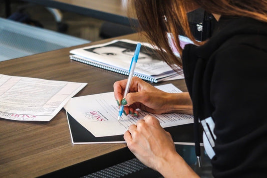 How To find the Best 3D Microblading Course | SNOB